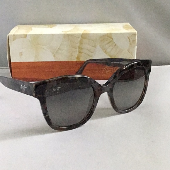 MAUI JIM SUNGLASSES LADIES. - Picture 3 of 8